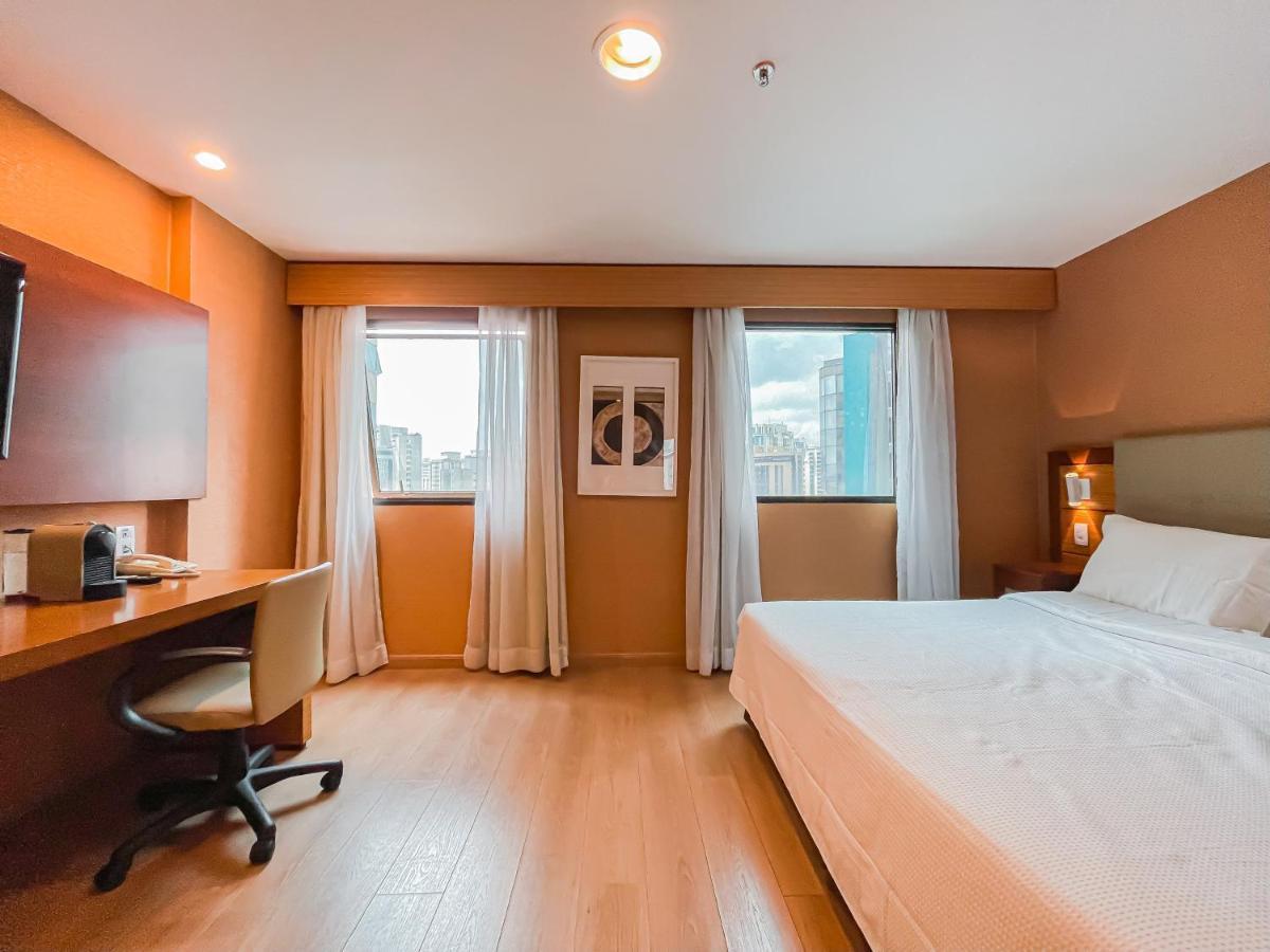 סאו פאולו M N Flats - Flat Dentro Do Hotel Wi Avenida Ibirapuera 2927 מראה חיצוני תמונה